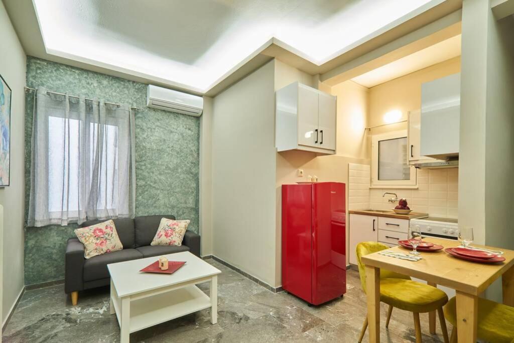Evgenia'S City Apartment Chrissi Akti Chania Exterior foto
